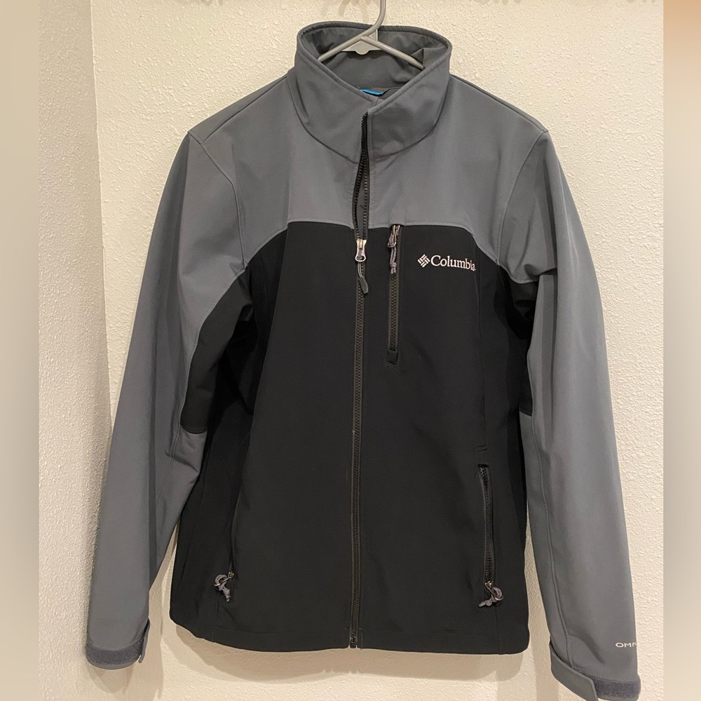 Columbia soft shell jacket